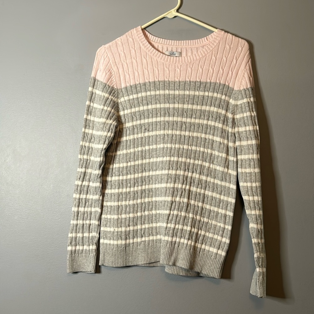 NWOT gray/pink/white sweater